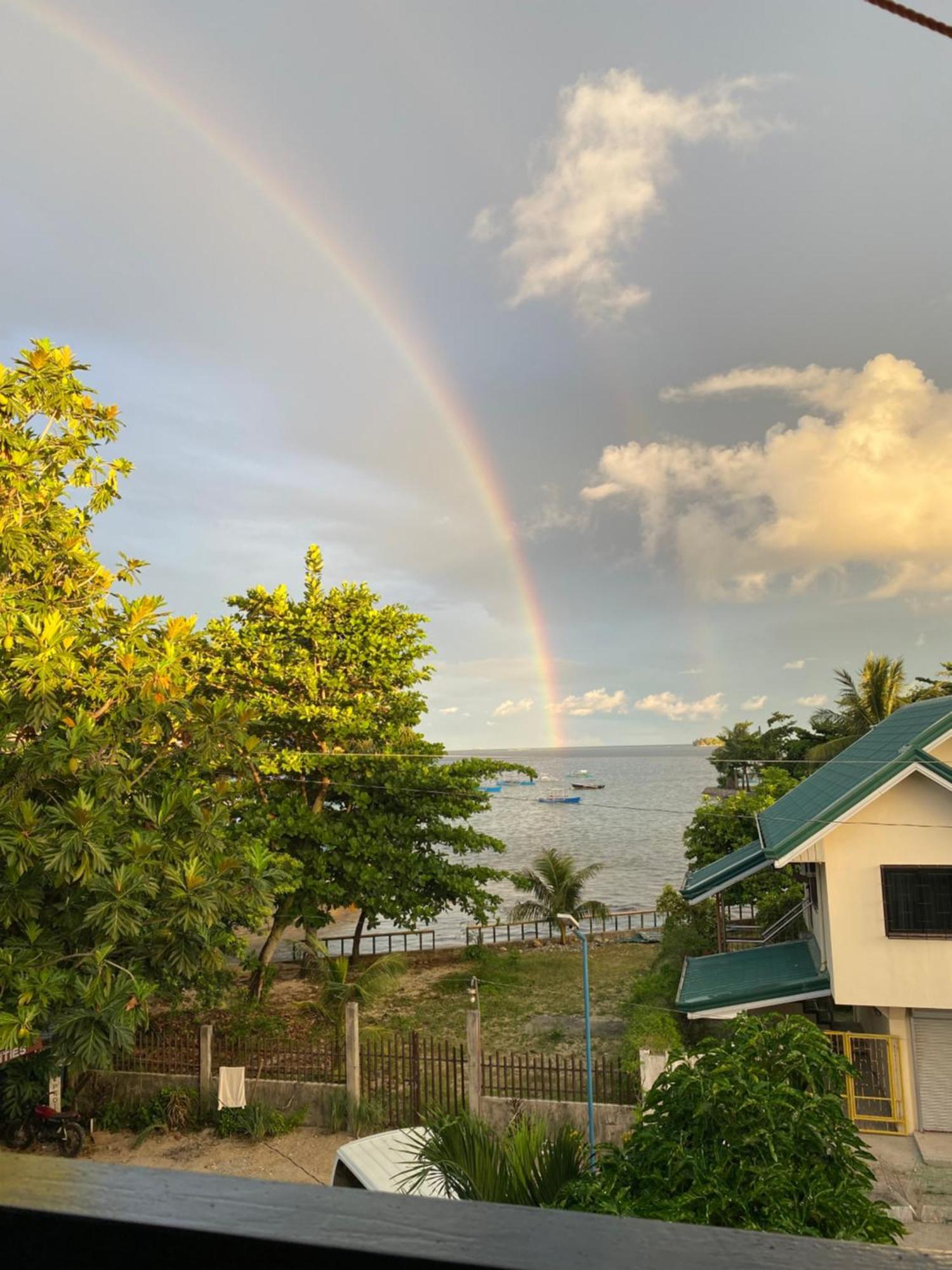 Maverickk Inn Siargao - Aesthetic-Cozy & Overlooking Views 제너럴 루나 외부 사진